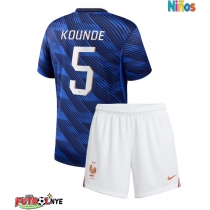 Camiseta Francia Jules Kounde #5 Primera Equipación para niños Mundial 2026 manga corta (+ pantalones cortos)